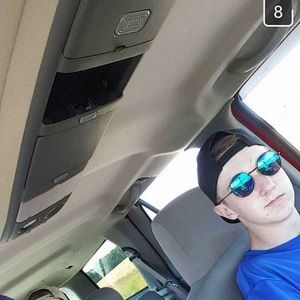 Meet your Posher, Augustus